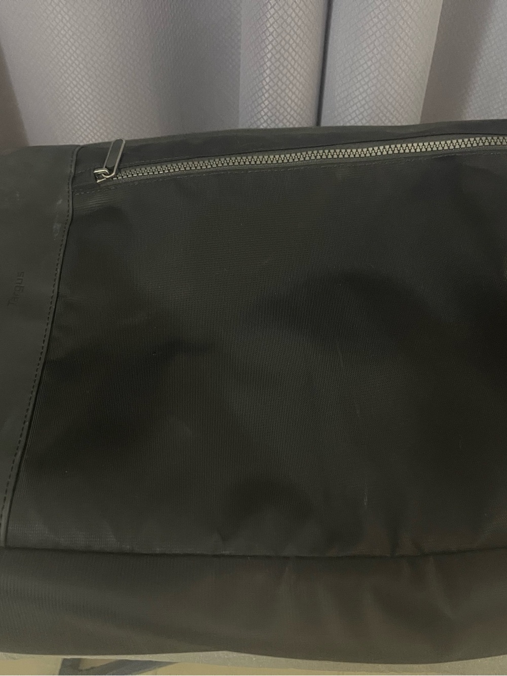 Targus Black Laptop Tote with Front Zipper